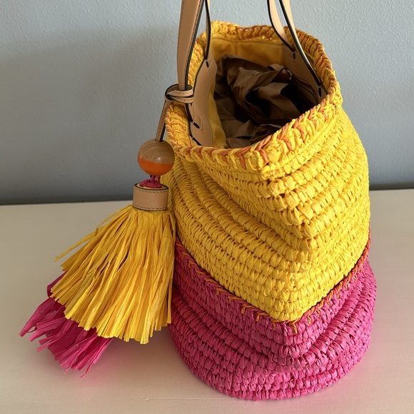 Tory Burch • Pink & Yellow Straw Beach Summer Bag Tote With Tassel - Picture 11 of 16